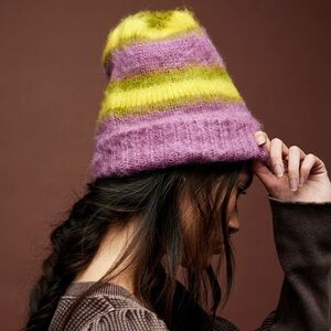 NWT FREE PEOPLE The Goove Strip Beanie Sunny Stripe